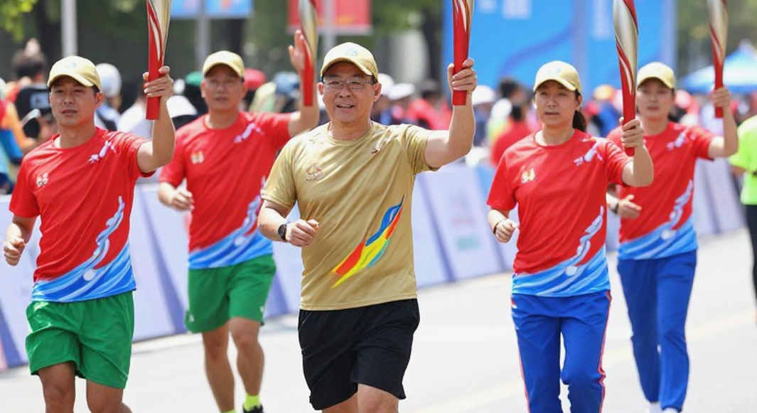 Lỗi dán nhãn 'bóng đá' cho một bài về học bổng Mexico: kỷ luật kiểm chứng trong phòng tin thể thao