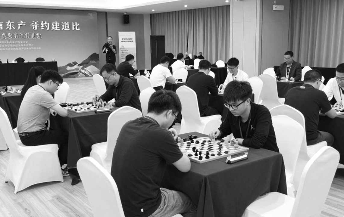 Olympiad Samarkand 2026: Ấn Độ bảo vệ ngôi vương trên sân khách, Gukesh và Sindarov tạo nên màn mở đầu lịch sử Olympiad Samarkand 2026: Ấn Độ bảo vệ ngôi vương trên sân khách, Gukesh và Sindarov tạo nên màn mở đầu lịch sử