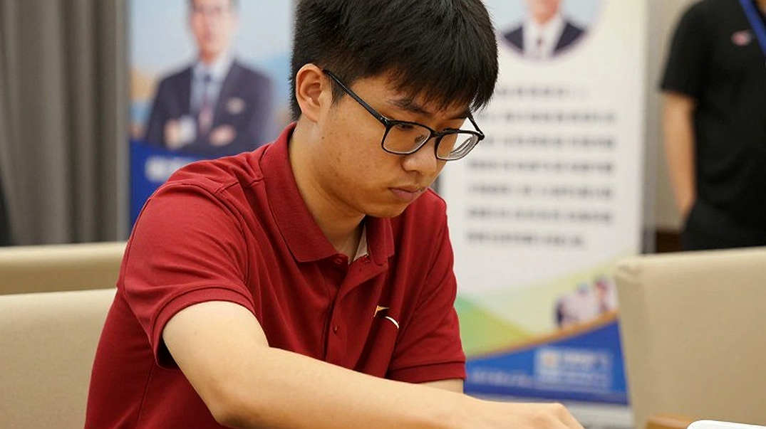 Olympiad Samarkand 2026: Ấn Độ bảo vệ ngôi vương trên sân khách, Gukesh và Sindarov tạo nên màn mở đầu lịch sử Olympiad Samarkand 2026: Ấn Độ bảo vệ ngôi vương trên sân khách, Gukesh và Sindarov tạo nên màn mở đầu lịch sử