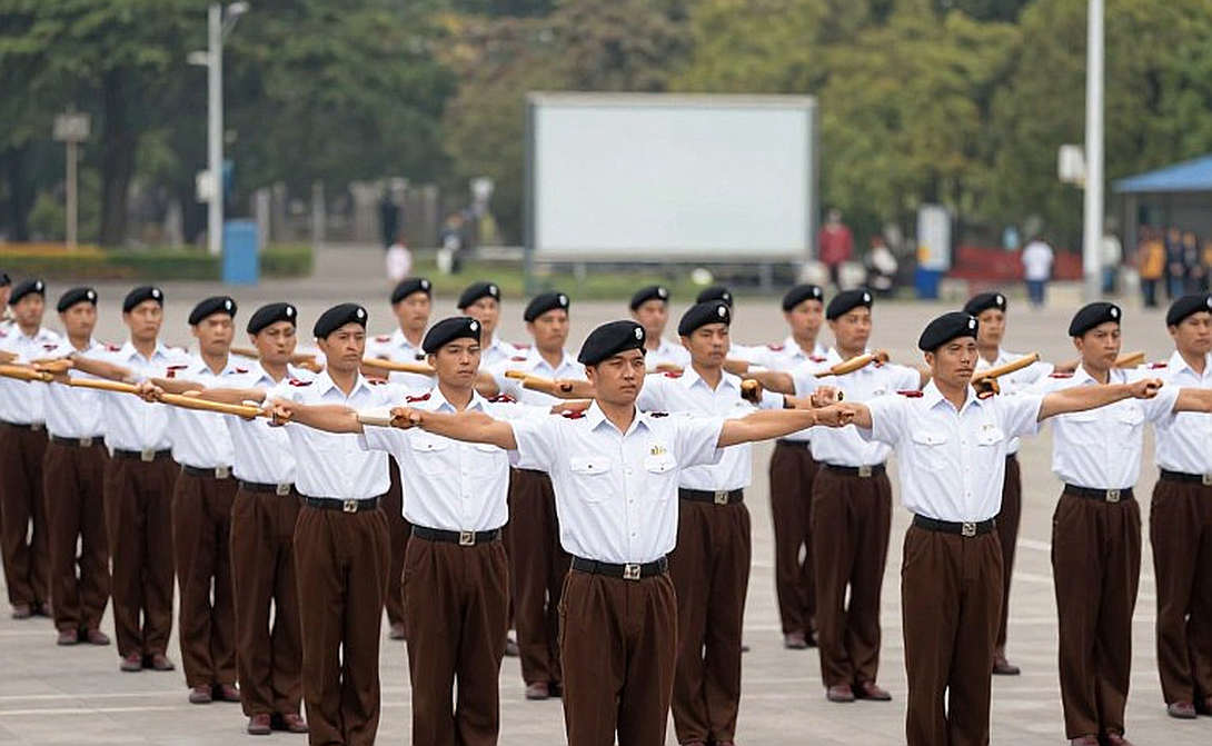 Kata đồng đội Việt Nam: Nghịch lý 5-0 và bài học từ năm lá cờ ở Toyohashi Kata đồng đội Việt Nam: Nghịch lý 5-0 và bài học từ năm lá cờ ở Toyohashi