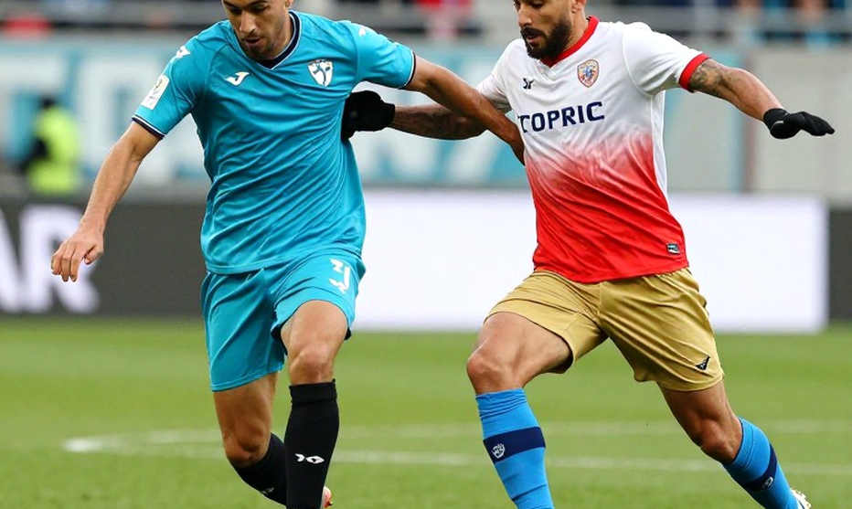 Mbappé tổn thương gân đầu gối trái: Điều gì đã được xác nhận, điều gì mới chỉ nằm trên tiêu đề