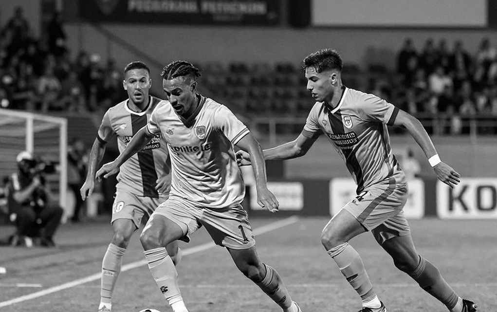 Bồ Đào Nha mất hơn 1,1 triệu người theo dõi sau ngày Ronaldo rời trại tập trung
