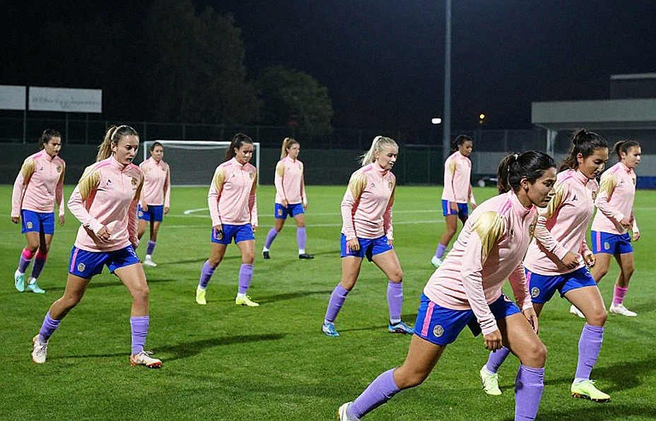 Mosimane tái xuất: Vị cứu tinh hay canh bạc cuối cùng của Bafana Bafana?