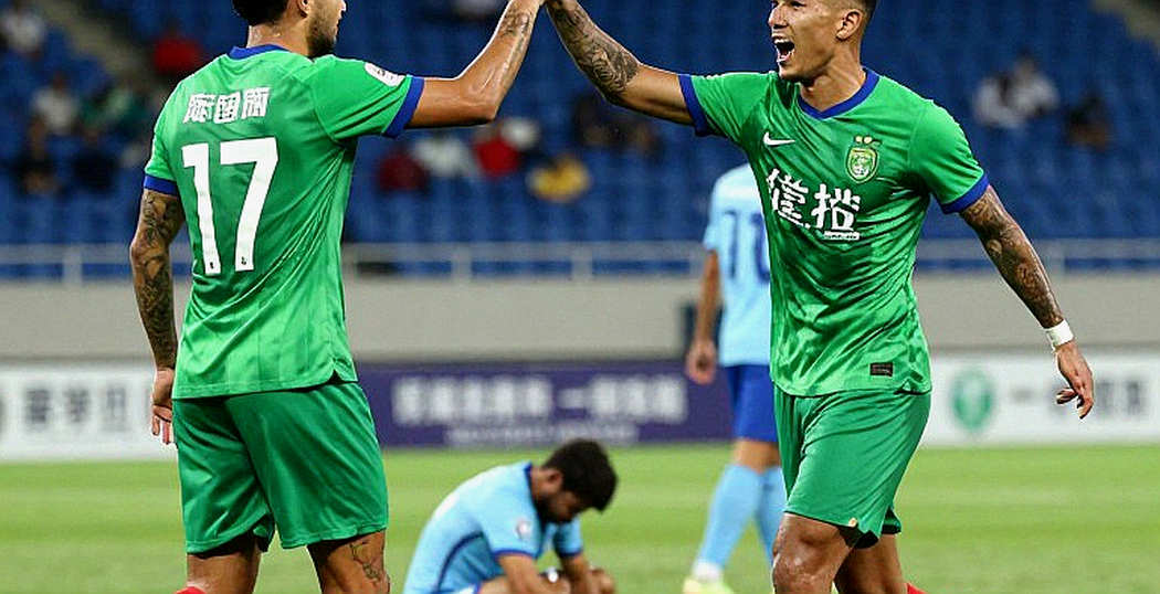 Igor Tolić chính thức dẫn dắt Persib Bandung: Áp lực từ di sản ba lần vô địch của Bojan Hodak Igor Tolić chính thức dẫn dắt Persib Bandung: Áp lực từ di sản ba lần vô địch của Bojan Hodak