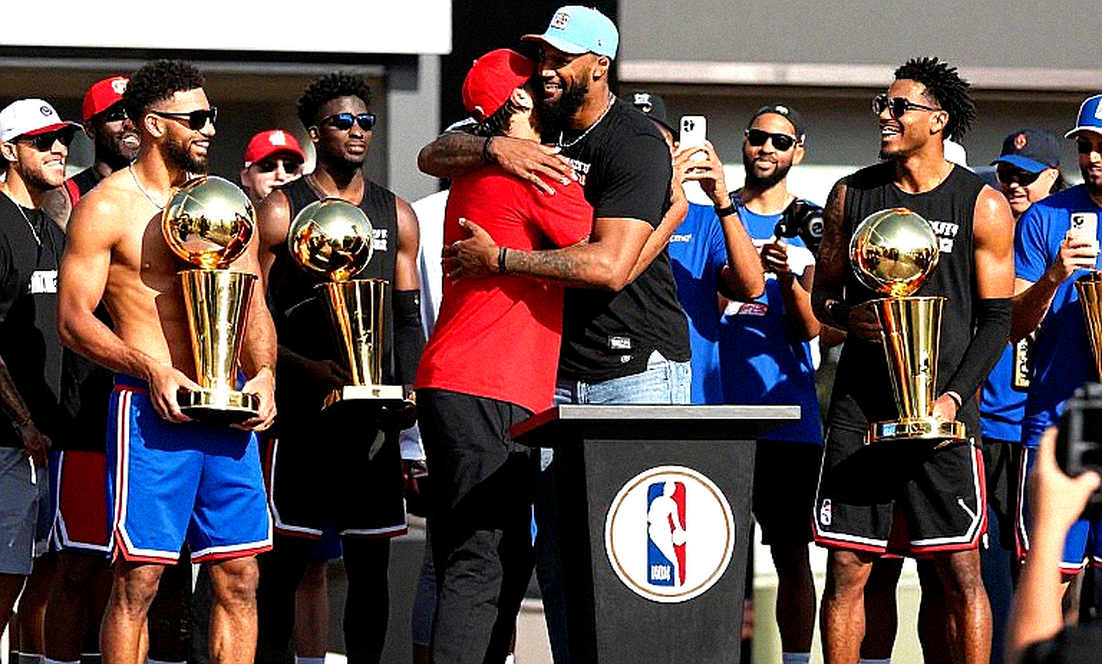 Cheryl Reeve đoạt danh hiệu HLV xuất sắc nhất WNBA 2026: Một trận thắng, một hệ thống và một khoảng trống dữ liệu Cheryl Reeve đoạt danh hiệu HLV xuất sắc nhất WNBA 2026: Một trận thắng, một hệ thống và một khoảng trống dữ liệu