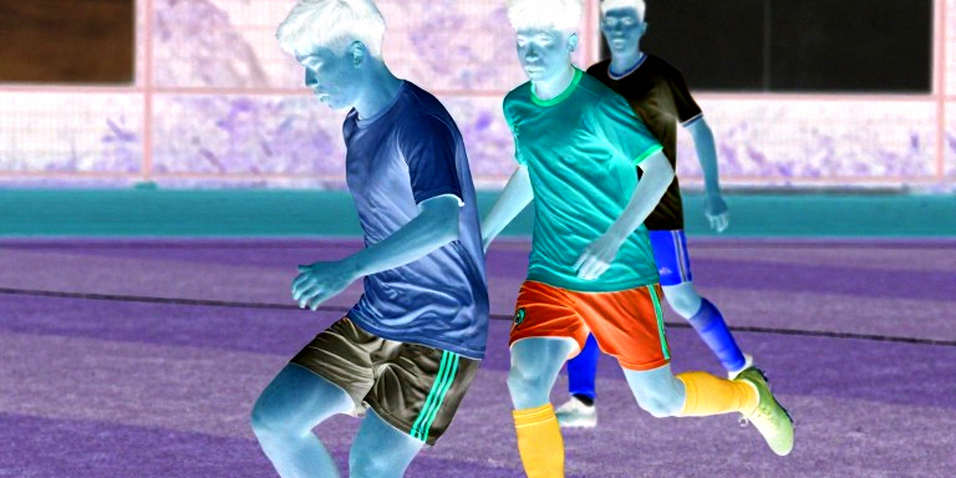 The Transfer Window and the Discipline of Reading Sources: A Filter for Vietnamese Fans The Transfer Window and the Discipline of Reading Sources: A Filter for Vietnamese Fans