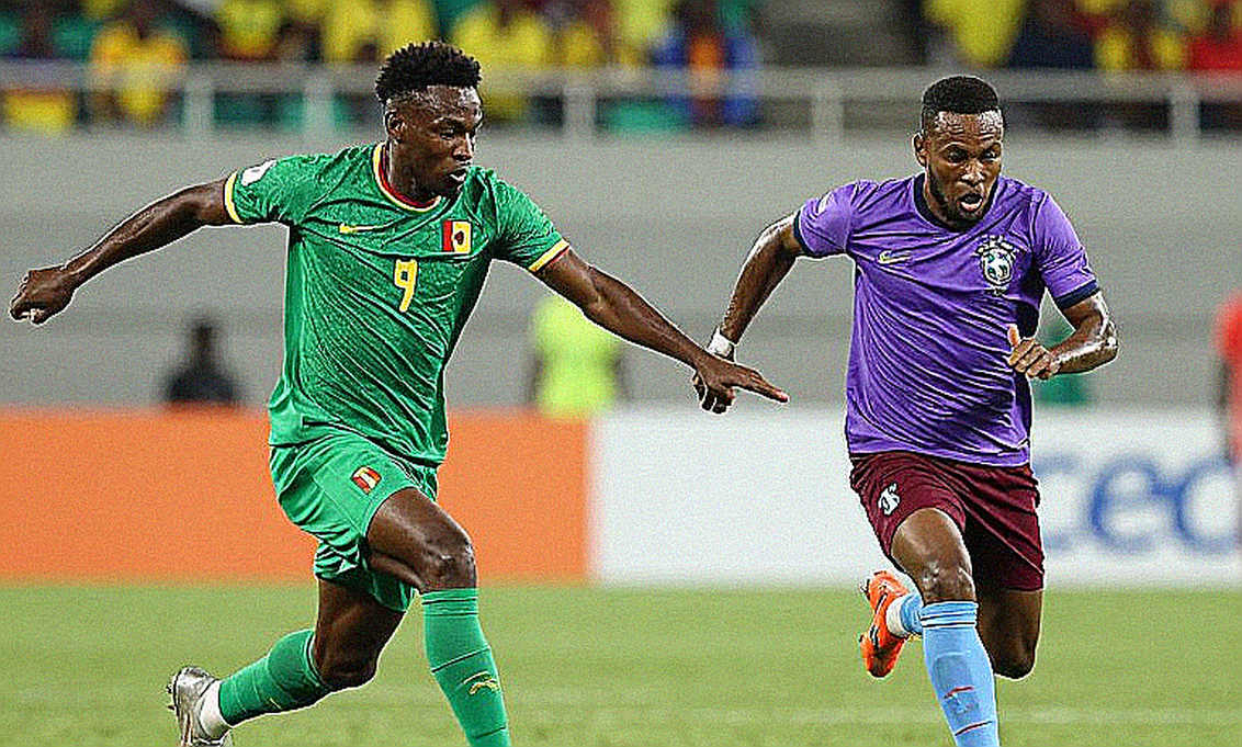 Việt Nam 4-2 Pakistan: Nguyễn Đình Bắc và hiệp hai lật ngược thế cờ Việt Nam 4-2 Pakistan: Nguyễn Đình Bắc và hiệp hai lật ngược thế cờ