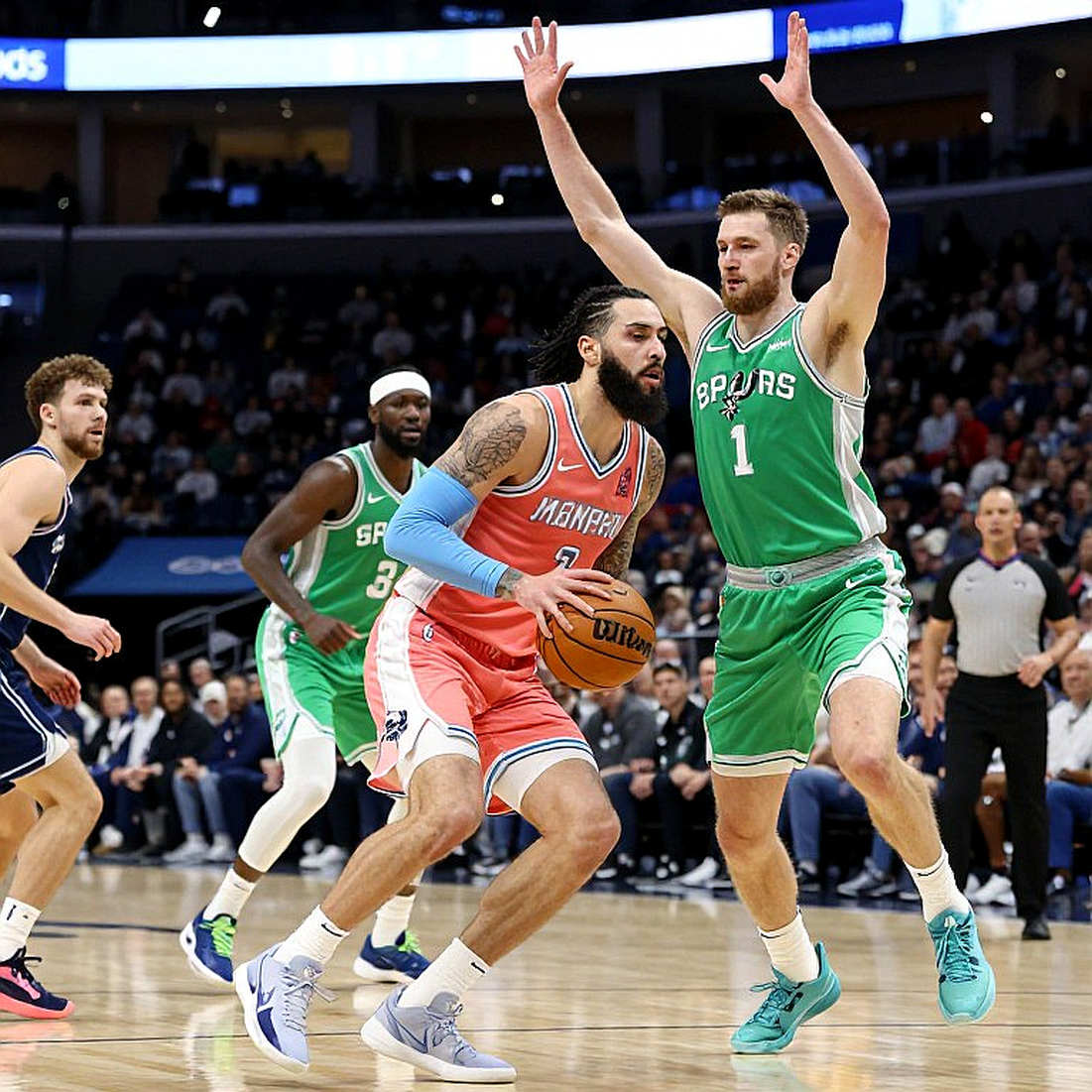Las Vegas chi 158 triệu USD nâng cấp sân Allegiant: Cuộc đua hạ tầng và bài toán cho Final Four 2028 Las Vegas chi 158 triệu USD nâng cấp sân Allegiant: Cuộc đua hạ tầng và bài toán cho Final Four 2028