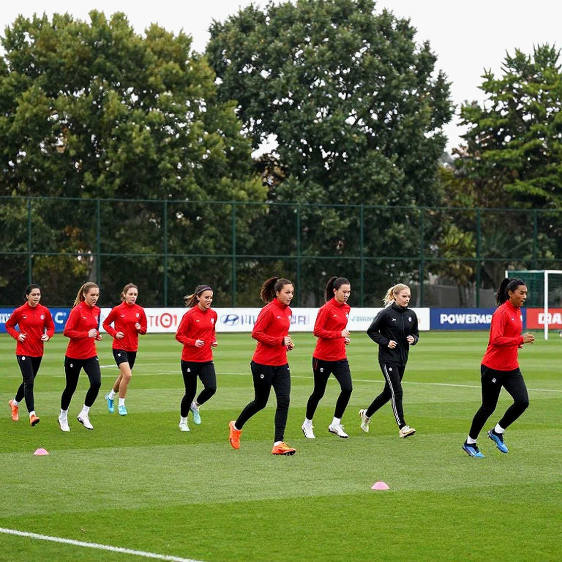 Ninh Bình thống trị giải thưởng V.League tháng 9: Tín hiệu từ một dự án đang chuyển mình