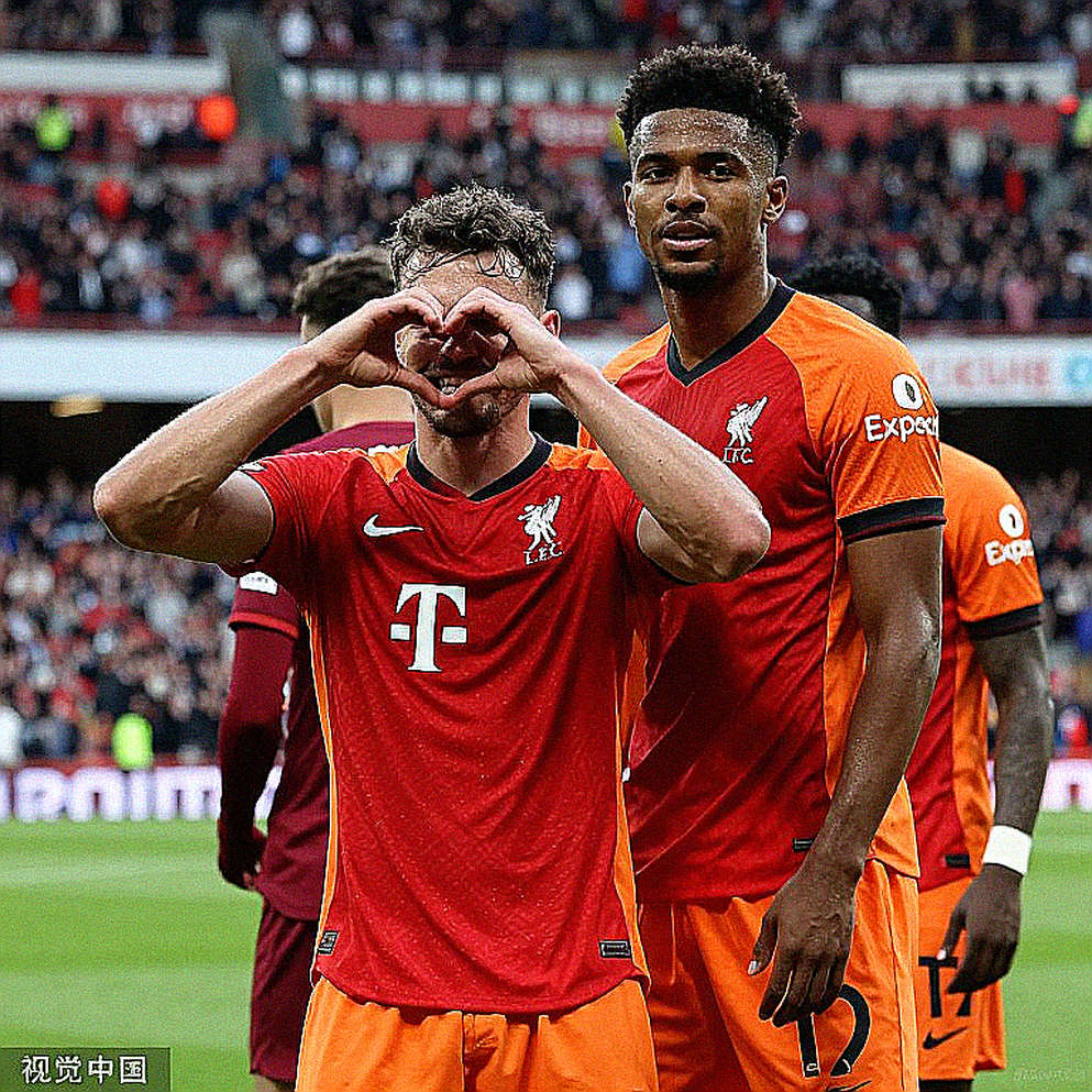 Turkey's Zero-Point Opener: A Full House, Two Ceremonies and a Hole in Midfield Turkey's Zero-Point Opener: A Full House, Two Ceremonies and a Hole in Midfield