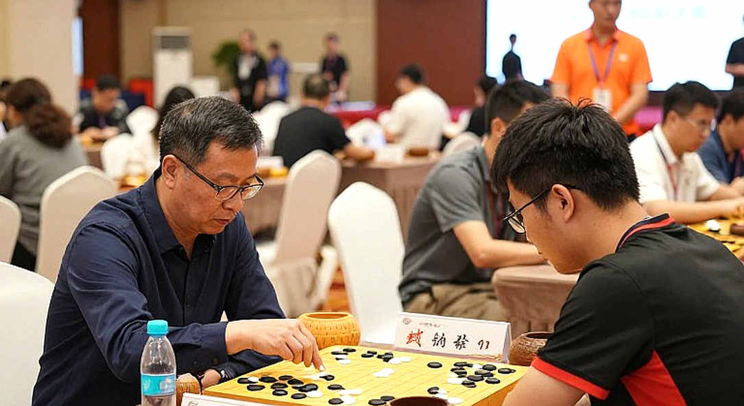 Courtois rót vốn vào Astralis: 484.000 USD giữa bảng cân đối âm