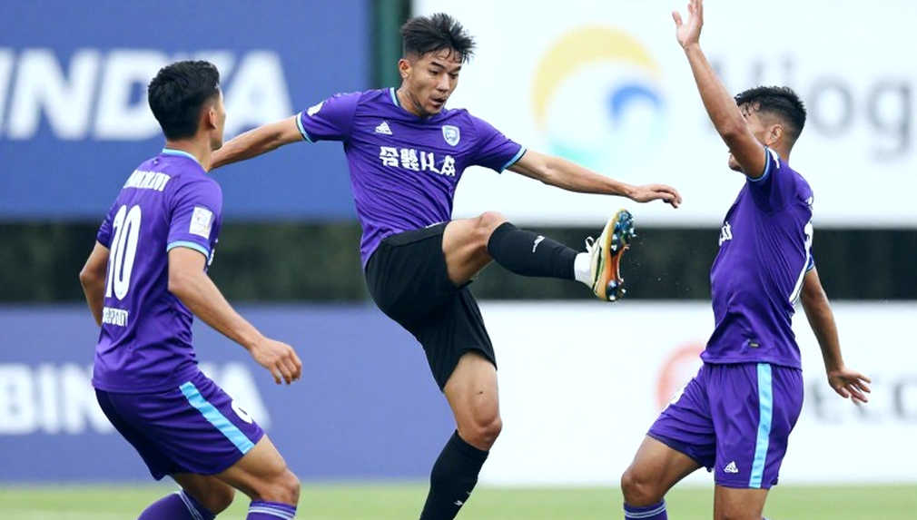 Vietnamese Football and the Temptation to Fill in the Blanks