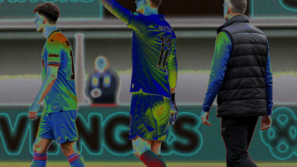 Okuno's 90+6 Free Kick: Choosing the Far Post, and the Cost of a Single Moment Okuno's 90+6 Free Kick: Choosing the Far Post, and the Cost of a Single Moment