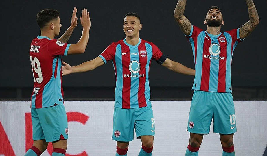 Hiệp một Selhurst Park: một nhãn dán 'đôi công rực lửa' và cái tên thủ môn không tồn tại